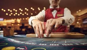 Tampilan meja permainan casino klasik dengan dealer profesional